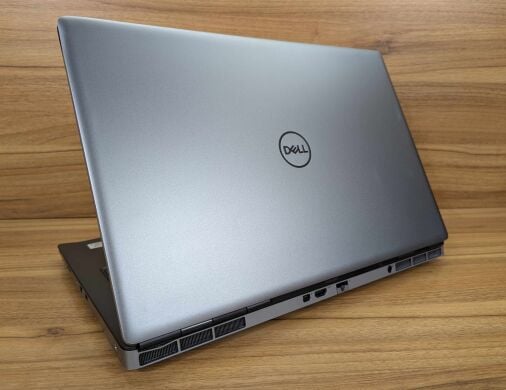 Мобильная рабочая станция Б-класс Dell Precision 7750 / 17.3" (1920x1080) IPS / Intel Core i7-10850H (6 (12) ядер по 2.7 - 5.1 GHz) / 32 GB DDR4 / 512 GB SSD / nVidia Quadro RTX 5000, 16 GB GDDR6, 256-bit / WebCam / Windows 10