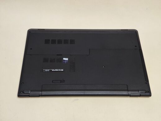 Ноутбук Dell Inspiron 17 5759 / 17.3" (1600x900) TN / Intel Core i5-6200U (2 (4) ядра по 2.3 - 2.8 GHz) / 8 GB DDR3 / 256 GB SSD / Intel HD Graphics 520 / WebCam / DVD-ROM