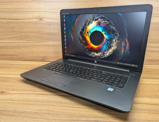 Мобильная рабочая станция HP zBook 17 G3 / 17.3" (1920x1080) IPS / Intel Xeon E3-1575M v5 (4 (8) ядра по 3.0 - 3.9 GHz) / 32 GB DDR4 / 1000 GB SSD / nVidia Quadro M5000M, 8 GB GDDR5, 256-bit / WebCam / Fingerprint / Windows 10