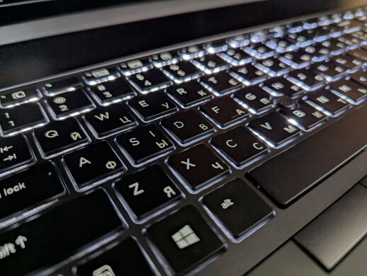 Мобильная рабочая станция HP zBook 17 G3 / 17.3" (1920x1080) IPS / Intel Xeon E3-1575M v5 (4 (8) ядра по 3.0 - 3.9 GHz) / 32 GB DDR4 / 1000 GB SSD / nVidia Quadro M5000M, 8 GB GDDR5, 256-bit / WebCam / Fingerprint / Windows 10