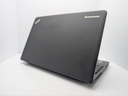 Ноутбук Lenovo ThinkPad E531 / 15.6'' (1366x768) TN / Intel Core i3-3120M (2 (4) ядра по 2.5 GHz) / 6 GB DDR3 / 1000 GB HDD / Intel HD Graphics 4000 / WebCam / DVD-ROM Ноутбук Lenovo ThinkPad E531 / 15.6'' (1366x768) TN / Intel Core i3-3120M (2 (4) ядра по 2.5 GHz) / 6 GB DDR3 / 1000 GB HDD / Intel HD Graphics 4000 / WebCam / DVD-ROM