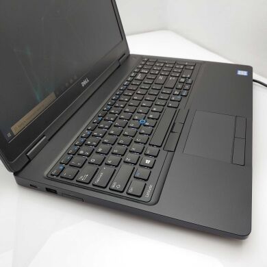 Ноутбук Dell Latitude 5580 / 15.6" (1366х768) TN / Intel Core i5-6440HQ (4 ядра по 2.6 - 3.5 GHz) / 8 GB DDR4 / 256 GB SSD / WebCam / HDMI