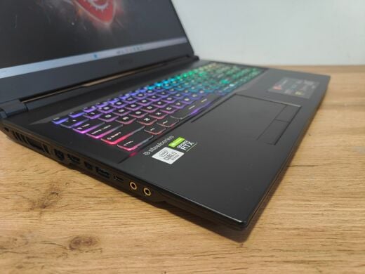 Ігровий ноутбук Б-клас MSI GL75 Leopard / 17.3" (1920x1080) IPS / Intel Core i7-10750H (6 (12) ядер по 2.6 - 5.0 GHz) / 16 GB DDR4 / 512 GB SSD+1000 GB HDD / nVidia GeForce RTX 2070, 8 GB GDDR6, 256-bit / WebCam / Windows 10 Ігровий ноутбук Б-клас MSI GL75 Leopard / 17.3" (1920x1080) IPS / Intel Core i7-10750H (6 (12) ядер по 2.6 - 5.0 GHz) / 16 GB DDR4 / 512 GB SSD+1000 GB HDD / nVidia GeForce RTX 2070, 8 GB GDDR6, 256-bit / WebCam / Windows 10