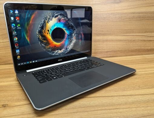 Игровой ноутбук Dell XPS 15 9530 / 14" (3200x1800) IPS Touch / Intel Core i7-4712HQ (4 (8) ядра по 2.3 - 3.3 GHz) / 16 GB DDR3 / 256 GB SSD / nVidia GeForce GT 750M, 2 GB GDDR5, 128-bit / WebCam / Windows 10