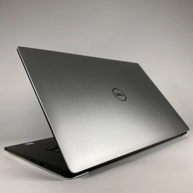 Ігровий ноутбук Dell XPS 15 9570 / 15.6" (3840x2160) IPS Touch / Intel Core i7-8750H (6 (12) ядра по 2.2 - 4.1 GHz) / 16 GB DDR4 / 512 GB SSD / nVidia GeForce GTX 1050 Ti Max-Q, 4 GB GDDR5, 128-bit / HDMI / USB Type-C