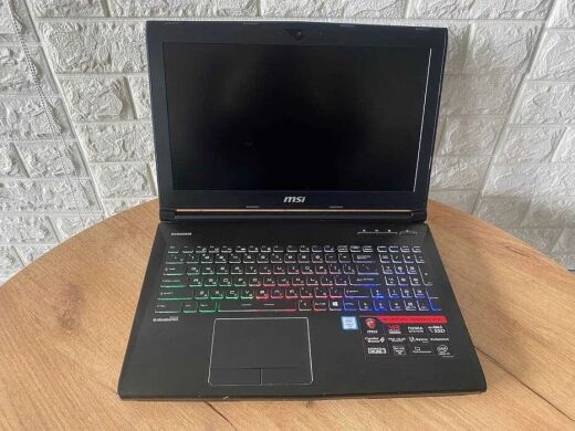 Ігровий ноутбук MSI GT62VR 6RE Dominator Pro / 15.6" (1920x1080) TN / Intel Core i7-6700HQ (4 (8) ядра по 2.6 - 3.5 GHz) / 16 GB DDR4 / 256 GB SSD + 1000 GB HDD / nVidia GeForce GTX 1070, 8 GB GDDR5, 256-bit / WebCam / HDMI Ігровий ноутбук MSI GT62VR 6RE Dominator Pro / 15.6" (1920x1080) TN / Intel Core i7-6700HQ (4 (8) ядра по 2.6 - 3.5 GHz) / 16 GB DDR4 / 256 GB SSD + 1000 GB HDD / nVidia GeForce GTX 1070, 8 GB GDDR5, 256-bit / WebCam / HDMI