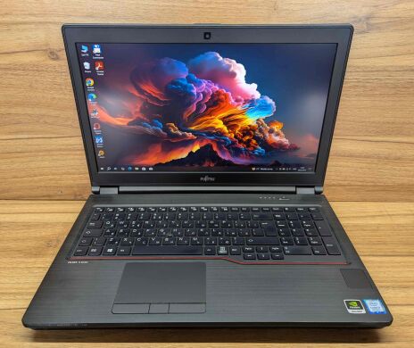 Мобільна робоча станція Б-клас Fujitsu Celsius H780 / 15.6" (1920x1080) IPS / Intel Core i7-8750H (6 (12) ядер по 2.2 - 4.1 GHz) / 32 GB DDR4 / 512 GB SSD / nVidia Quadro P600, 4 GB GDDR5, 128-bit / HDMI / WebCam / Windows 10