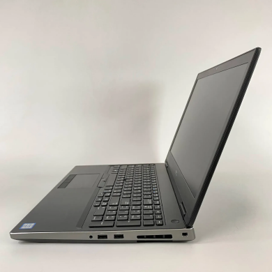 Мобільна робоча станція Dell Precision 7530 / 15.6" (1920x1080) IPS / Intel Core i7-8850H (6 (12) ядра по 2.6 - 4.3 GHz) / 16 GB DDR4 / 512 GB SSD / nVidia Quadro P2000, 4 GB GDDR5, 128-bit / HDMI / WebCam Мобільна робоча станція Dell Precision 7530 / 15.6" (1920x1080) IPS / Intel Core i7-8850H (6 (12) ядра по 2.6 - 4.3 GHz) / 16 GB DDR4 / 512 GB SSD / nVidia Quadro P2000, 4 GB GDDR5, 128-bit / HDMI / WebCam