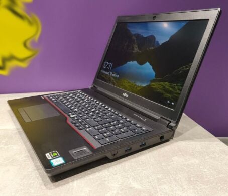 Мобільна робоча станція Fujitsu Celsius H780 / 15.6" (1920x1080) IPS / Intel Core i7-8750H (6 (12) ядер по 2.2 - 4.1 GHz) / 32 GB DDR4 / 512 GB SSD / nVidia Quadro P2000, 4 GB GDDR5, 128-bit / WebCam / 4G Мобільна робоча станція Fujitsu Celsius H780 / 15.6" (1920x1080) IPS / Intel Core i7-8750H (6 (12) ядер по 2.2 - 4.1 GHz) / 32 GB DDR4 / 512 GB SSD / nVidia Quadro P2000, 4 GB GDDR5, 128-bit / WebCam / 4G