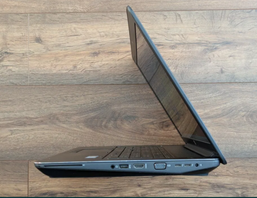Мобильная рабочая станция HP ZBook 17 G3 / 17.3" (1920x1080) IPS / Intel Core i5-6440HQ (4 ядра по 2.6 - 3.5 GHz) / 16 GB DDR4 / 512 GB SSD / nVidia Quadro M3000M, 4 GB GDDR5, 256-bit / WebCam / Win 10 Pro