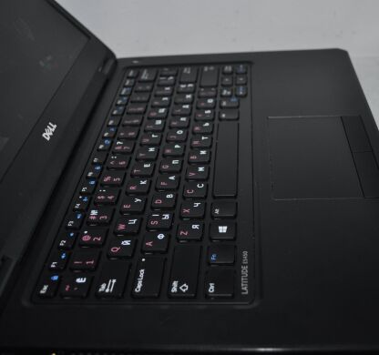Ноутбук Б-класс Dell Latitude E5450 / 14" (1366x768) TN / Intel Core i3-5010U (2 (4) ядра по 2.1 GHz) / 8 GB DDR3 / 120 GB SSD / Intel HD Graphics 5500 / DVD-ROM / WebCam 
