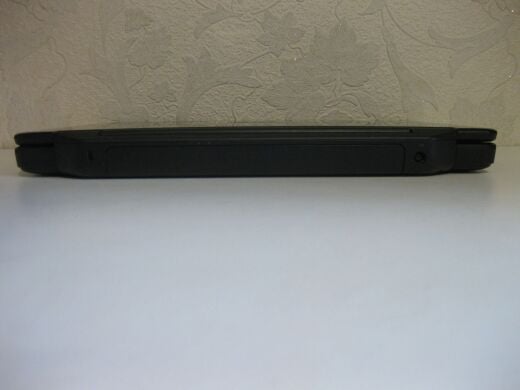 Ноутбук Dell Inspiron 3520 / 15.6" (1366x768) TN / Intel Core i3-2370M (2 (4) ядра по 2.4 GHz) / 8 GB DDR3 / 256 GB SSD NEW / Intel HD Graphics 3000 / WebCam / DVD-RW