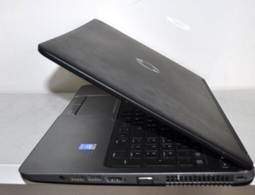Ноутбук HP ProBook 650 G1 / 15.6" (1366x768) TN / Intel Core i5-4200M (2 (4) ядра по 2.5 - 3.1 GHz) / 8 GB DDR3 / 500 GB HDD / Intel HD Graphics 4600 / WebCam / DVD-ROM