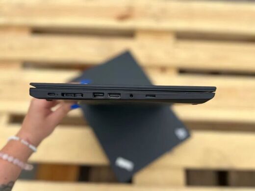 Ультрабук Lenovo ThinkPad T490 / 14" (1920x1080) IPS / Intel Core i5-8365U (4 (8) ядра по 1.6 - 4.1 GHz) / 8 GB DDR4 / 256 GB SSD / Intel UHD Graphics 630 / WebCam / Win 10 Pro Ультрабук Lenovo ThinkPad T490 / 14" (1920x1080) IPS / Intel Core i5-8365U (4 (8) ядра по 1.6 - 4.1 GHz) / 8 GB DDR4 / 256 GB SSD / Intel UHD Graphics 630 / WebCam / Win 10 Pro