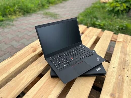 Ультрабук Lenovo ThinkPad T490 / 14" (1920x1080) IPS / Intel Core i5-8365U (4 (8) ядра по 1.6 - 4.1 GHz) / 8 GB DDR4 / 256 GB SSD / Intel UHD Graphics 630 / WebCam / Win 10 Pro Ультрабук Lenovo ThinkPad T490 / 14" (1920x1080) IPS / Intel Core i5-8365U (4 (8) ядра по 1.6 - 4.1 GHz) / 8 GB DDR4 / 256 GB SSD / Intel UHD Graphics 630 / WebCam / Win 10 Pro