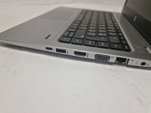 Ноутбук Б-клас HP ProBook 430 G4 / 13.3" (1920x1080) IPS / Intel Core i5-7200U (2 (4) ядра по 2.5 - 3.1 GHz) / 8 GB DDR4 / 128 GB SSD M.2 / Intel HD Graphics 620 / WebCam / Без АКБ Ноутбук Б-клас HP ProBook 430 G4 / 13.3" (1920x1080) IPS / Intel Core i5-7200U (2 (4) ядра по 2.5 - 3.1 GHz) / 8 GB DDR4 / 128 GB SSD M.2 / Intel HD Graphics 620 / WebCam / Без АКБ