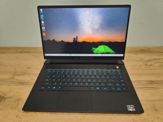 Ігровий ноутбук Dell Alienware M15 R5 / 15.6" (1920x1080) IPS / AMD Ryzen 7 5800H (8 (16) ядер по 3.2 - 4.4 GHz) / 16 GB DDR4 / 512 GB SSD / nVidia GeForce RTX 3060, 6 GB GDDR6, 192-bit / WebCam / Windows 10 Home
