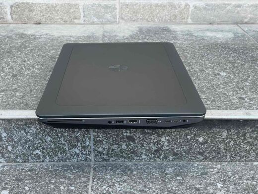 Мобільна робочая станція HP ZBook 17 G3 / 17.3" (1920x1080) IPS / Intel Core i7-6820HQ (4 (8) ядра по 2.7 - 3.6 GHz) / 32 GB DDR4 / 512 GB SSD + 1000 GB HDD / nVidia Quadro M4000M, 4 GB GDDR5, 256-bit / WebCam 