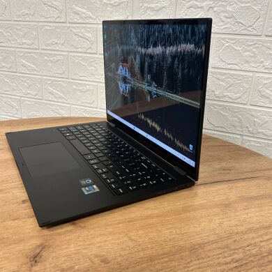 Ультрабук-трансформер Б-клас LG Gram 16T90P / 16" (2560x1600) IPS Touch / Intel Core i7-1165G7 (4 (8) ядра по 4.7 GHz) / 16 GB DDR4 / 1000 GB SSD NVMe / Intel Iris X Graphics / WebCam