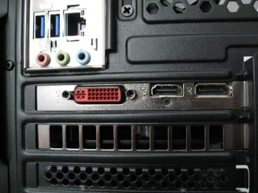 Игровой ПК AeroCool Hexform Start Tower / Intel Core i5-4570 (4 ядра по 3.2 - 3.6 GHz) / 16 GB DDR3 / 120 GB SSD + 500 GB HDD / nVidia GeForce GTX 950, 2 GB GDDR5, 128-bit / 400W / Win 10 Pro + Кабель питания