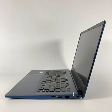 Ультрабук Б-клас DynaBook Portege X40-K / 14" (1920x1080) IPS / Intel Core i5-1240P (12 (16) ядер по 3.3 - 4.4 GHz) / 16 GB DDR4 / 256 GB SSD / Intel Iris Xe Graphics / WebCam / TouchID