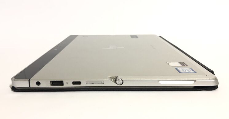 Нетбук-трансформер Б-класс HP Elite X2 1012 G2 / 12.3" (2736x1824) IPS Touch / Intel Core i5-7200U (2 (4) ядра по 2.5 - 3.1 GHz) / 16 GB DDR3 / 512 GB SSD / Intel HD Graphics 620 / WebCam / Win 10 Pro