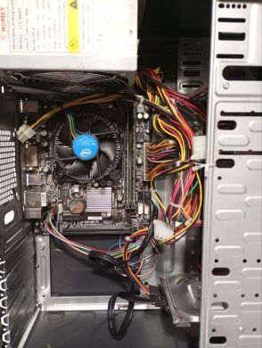 ПК Frime Tower / Intel Core i5-4430S (4 ядра по 2.7 - 3.2 GHz) / 8 GB DDR3 / 320 GB HDD / Intel HD Graphics 4600 / 400W