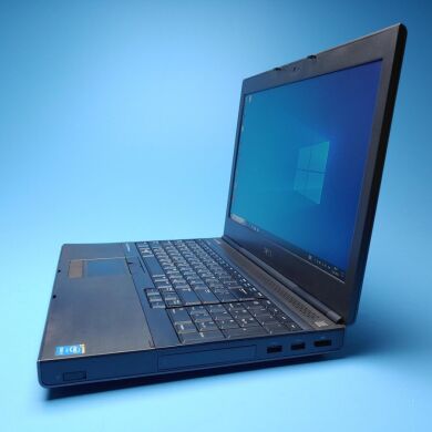 Мобільна робоча станція Dell Precision M4800 / 15.6" (1920x1080) IPS / Intel Core i7-4710MQ (4 (8) ядра по 2.5 - 3.5 GHz) / 8 GB DDR3 / 480 GB SSD / AMD Radeon R9 M200X, 2 GB GDDR5, 128-bit / WebCam / DVD-ROM / Win 10 Pro