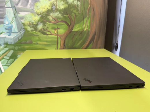 Ультрабук Lenovo ThinkPad T16 Gen4 / 16" (1920x1200) IPS / Intel Core Ultra 7 255U (12 (14) ядер по 1.7 - 5.2 GHz) / 32 GB DDR5 / 1000 GB SSD / Intel Graphics / WebCam