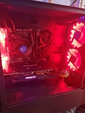 Ігровий ПК Vinga CS316B Tower / Intel Core i5-7400 (4 ядра по 3.0 - 3.5 GHz) / 16 GB DDR4 / 240 GB SSD + 2000 GB HDD / AMD Radeon RX 480, 4 GB GDDR5, 256-bit / 530W