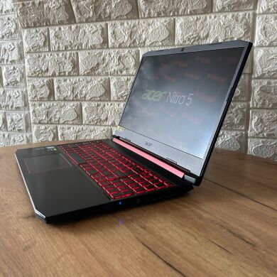 Ігровий ноутбук Acer Nitro 5 AN515-54 / 15.6" (1920x1080) IPS / Intel Core i5-9300H (4 (8) ядра по 2.4 - 4.1 GHz) / 16 GB DDR4 / 256 GB SSD / nVidia GeForce GTX 1650, 4 GB GDDR5, 128-bit / WebCam Ігровий ноутбук Acer Nitro 5 AN515-54 / 15.6" (1920x1080) IPS / Intel Core i5-9300H (4 (8) ядра по 2.4 - 4.1 GHz) / 16 GB DDR4 / 256 GB SSD / nVidia GeForce GTX 1650, 4 GB GDDR5, 128-bit / WebCam