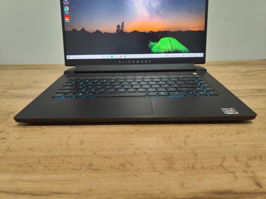 Ігровий ноутбук Dell Alienware M15 R5 / 15.6" (1920x1080) IPS / AMD Ryzen 7 5800H (8 (16) ядер по 3.2 - 4.4 GHz) / 16 GB DDR4 / 512 GB SSD / nVidia GeForce RTX 3060, 6 GB GDDR6, 192-bit / WebCam / Windows 10 Home