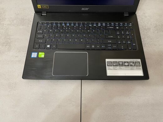 Ноутбук Б-клас Acer Aspire E5-576G-5762 / 15.6" (1920x1080) IPS / Intel Core i5-8250U (4 (8) ядра по 1.6 - 3.4 GHz) / 16 GB DDR3 / 240 GB SSD M.2 / nVidia GeForce MX150, 2 GB GDDR5, 64-bit / WebCam / DVD-ROM
