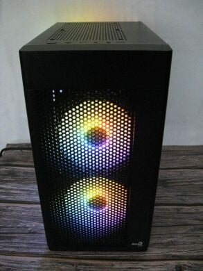 Игровой ПК AeroCool Hexform Start Tower / Intel Core i5-4570 (4 ядра по 3.2 - 3.6 GHz) / 16 GB DDR3 / 120 GB SSD + 500 GB HDD / nVidia GeForce GTX 950, 2 GB GDDR5, 128-bit / 400W / Win 10 Pro + Кабель питания