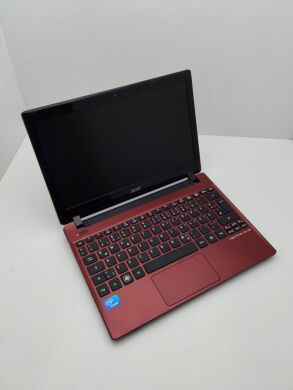 Нетбук Acer Aspire One / 11.6" (1366x768) TN / Intel Celeron 847 (2 ядра по 1.1 GHz) / 4 GB DDR3 / 320 GB HDD / Intel HD Graphics / WebCam / АКБ не держит Нетбук Acer Aspire One / 11.6" (1366x768) TN / Intel Celeron 847 (2 ядра по 1.1 GHz) / 4 GB DDR3 / 320 GB HDD / Intel HD Graphics / WebCam / АКБ не держит