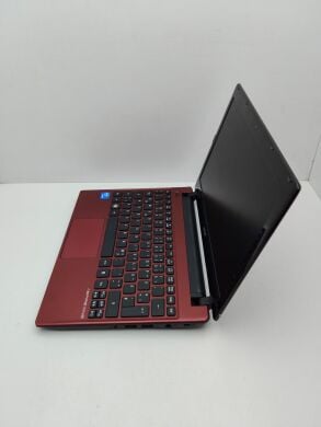 Нетбук Acer Aspire One / 11.6" (1366x768) TN / Intel Celeron 847 (2 ядра по 1.1 GHz) / 4 GB DDR3 / 320 GB HDD / Intel HD Graphics / WebCam / АКБ не держит Нетбук Acer Aspire One / 11.6" (1366x768) TN / Intel Celeron 847 (2 ядра по 1.1 GHz) / 4 GB DDR3 / 320 GB HDD / Intel HD Graphics / WebCam / АКБ не держит