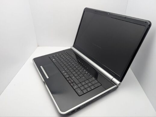 Ноутбук Packard Bell LJ65 / 17.3" (1600x900) TN / Intel Core 2 Duo P8600 (2 ядра по 2.4 GHz) / 6 GB DDR3 / 320 GB HDD / nVidia GeForce GT 130M, 1 GB GDDR3, 128-bit / WebCam / DVD-ROM
