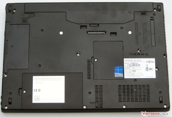 Fujitsu E744 / 14"/ Intel Core i5-43000M (2(4) ядра по 2.6-3.3GHz) / 128GB SSD / 4GB DDR3 / Intel HD Graphics 4600