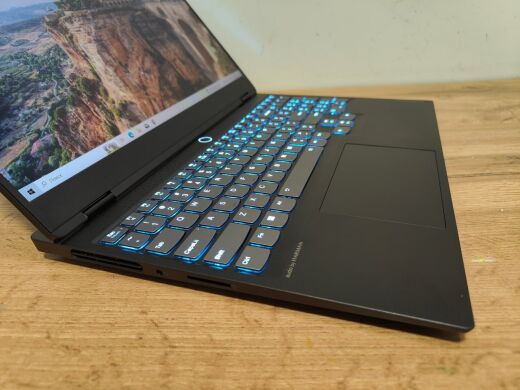 Игровой ноутбук Б-класс Lenovo Legion Slim 7 15ACH6 / 15.6" (1920x1080) IPS / AMD Ryzen 7 5800H (8 (16) ядер по 3.2 - 4.4 GHz) / 16 GB DDR4 / 512 GB SSD / nVidia GeForce RTX 3060, 6 GB GDDR6, 192-bit / WebCam / Windows 10 Home