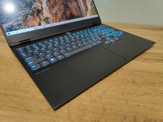 Игровой ноутбук Б-класс Lenovo Legion Slim 7 15ACH6 / 15.6" (1920x1080) IPS / AMD Ryzen 7 5800H (8 (16) ядер по 3.2 - 4.4 GHz) / 16 GB DDR4 / 512 GB SSD / nVidia GeForce RTX 3060, 6 GB GDDR6, 192-bit / WebCam / Windows 10 Home