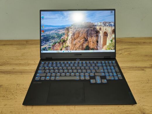 Игровой ноутбук Б-класс Lenovo Legion Slim 7 15ACH6 / 15.6" (1920x1080) IPS / AMD Ryzen 7 5800H (8 (16) ядер по 3.2 - 4.4 GHz) / 16 GB DDR4 / 512 GB SSD / nVidia GeForce RTX 3060, 6 GB GDDR6, 192-bit / WebCam / Windows 10 Home