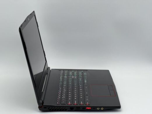 Игровой ноутбук MSI Raider GE63 / 15.6" (1920x1080) TN / Intel Core i7-8750H (6 (12) ядер по 2.2 - 4.1 GHz) / 16 GB DDR4 / 240 GB SSD + 1000 GB HDD / nVidia GeForce GTX 1070, 8 GB GDDR5, 256-bit / WebCam Игровой ноутбук MSI Raider GE63 / 15.6" (1920x1080) TN / Intel Core i7-8750H (6 (12) ядер по 2.2 - 4.1 GHz) / 16 GB DDR4 / 240 GB SSD + 1000 GB HDD / nVidia GeForce GTX 1070, 8 GB GDDR5, 256-bit / WebCam