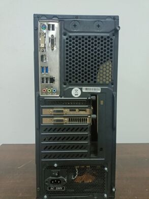 Компьютер Б-класс Sharkoon VG4-W Tower / AMD FX-6300 (6 ядра по 3.5 - 4.1 GHz) / 16 GB DDR3 / 2000 GB HDD / nVidia GeForce GTX 960, 2 GB GDDR5, 128-bit / DVD-ROM / 720W Компьютер Б-класс Sharkoon VG4-W Tower / AMD FX-6300 (6 ядра по 3.5 - 4.1 GHz) / 16 GB DDR3 / 2000 GB HDD / nVidia GeForce GTX 960, 2 GB GDDR5, 128-bit / DVD-ROM / 720W