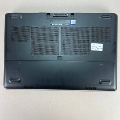 Мобільна робоча станція Dell Precision 7720 / 17.3" (1920x1080) TN / Intel Core i7-6820HQ (4 (8) ядра по 2.7 - 3.6 GHz) / 32 GB DDR4 / 512 GB SSD + 500 GB HDD / nVidia Quadro P5000, 16 GB GDDR5X, 256-bit / WebCam / HDMI