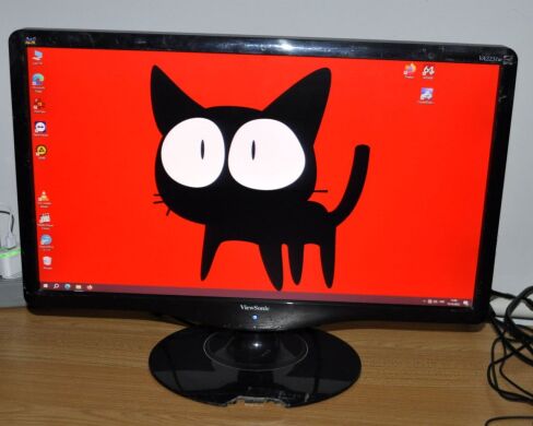 Монитор Б-класс ViewSonic VA2231W / 22" (1920x1080) TN / VGA, DVI / VESA 100x100 + Кабели (VGA и питания) в комплекте