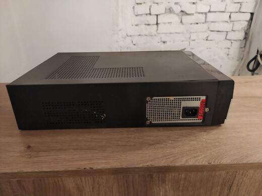 Неттоп LogicPower Aspire PentiumG-620 USFF / Intel Pentium G630 (2 ядра по 2.7 GHz) / 4 GB DDR3 / 250 GB HDD / DVD-RW Неттоп LogicPower Aspire PentiumG-620 USFF / Intel Pentium G630 (2 ядра по 2.7 GHz) / 4 GB DDR3 / 250 GB HDD / DVD-RW