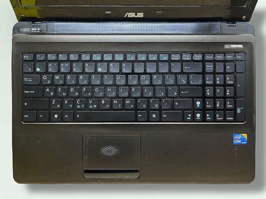 Ноутбук Б-клас Asus X52F / 15.6" (1366x768) TN / Intel Core i5-460M (2 (4) ядра по 2.53 - 2.8 GHz) / 4 GB DDR3 / 120 GB SSD / Intel HD Graphics / WebCam Ноутбук Б-клас Asus X52F / 15.6" (1366x768) TN / Intel Core i5-460M (2 (4) ядра по 2.53 - 2.8 GHz) / 4 GB DDR3 / 120 GB SSD / Intel HD Graphics / WebCam