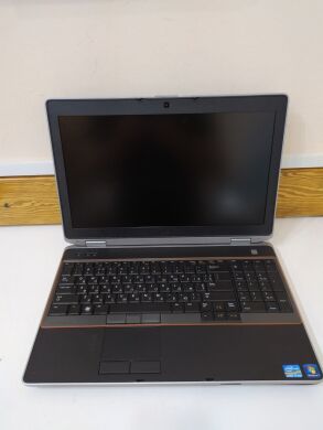 Ноутбук Dell Latitude E6520 / 15.6" (1920x1080) TN LED / Intel Core i5 2 GEN (2 (4) ядра по 3.3 GHz) / 4 GB DDR3 / 120 GB SSD / nVidia NVS 4200M, 1 GB DDR3, 64-bit / 120 GB SSD / DVD-RW / HDMI