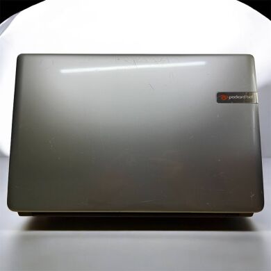 Ноутбук Packard Bell Z5WT3 / 15.6" (1366x768) TN / Intel Celeron N2920 (4 ядра по 1.86 - 2.0 GHz) / 4 GB DDR3 / 250 GB HDD / Intel HD Graphics / WebCam / АКБ не тримає