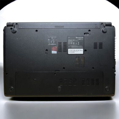 Ноутбук Packard Bell Z5WT3 / 15.6" (1366x768) TN / Intel Celeron N2920 (4 ядра по 1.86 - 2.0 GHz) / 4 GB DDR3 / 250 GB HDD / Intel HD Graphics / WebCam / АКБ не тримає
